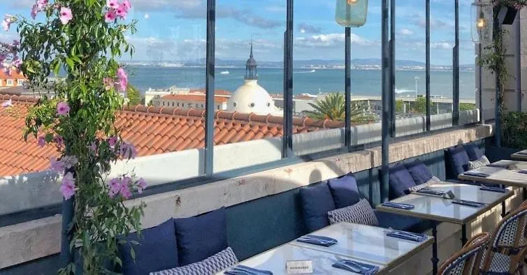 Modern Apartment Roof Top View Lisbon 0*,